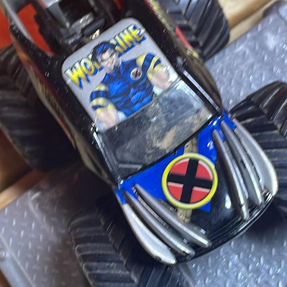 Mini Wolverine - Picture 3 of 4